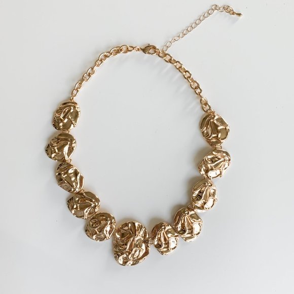 H&M Gold Necklace - Picture 2 of 2